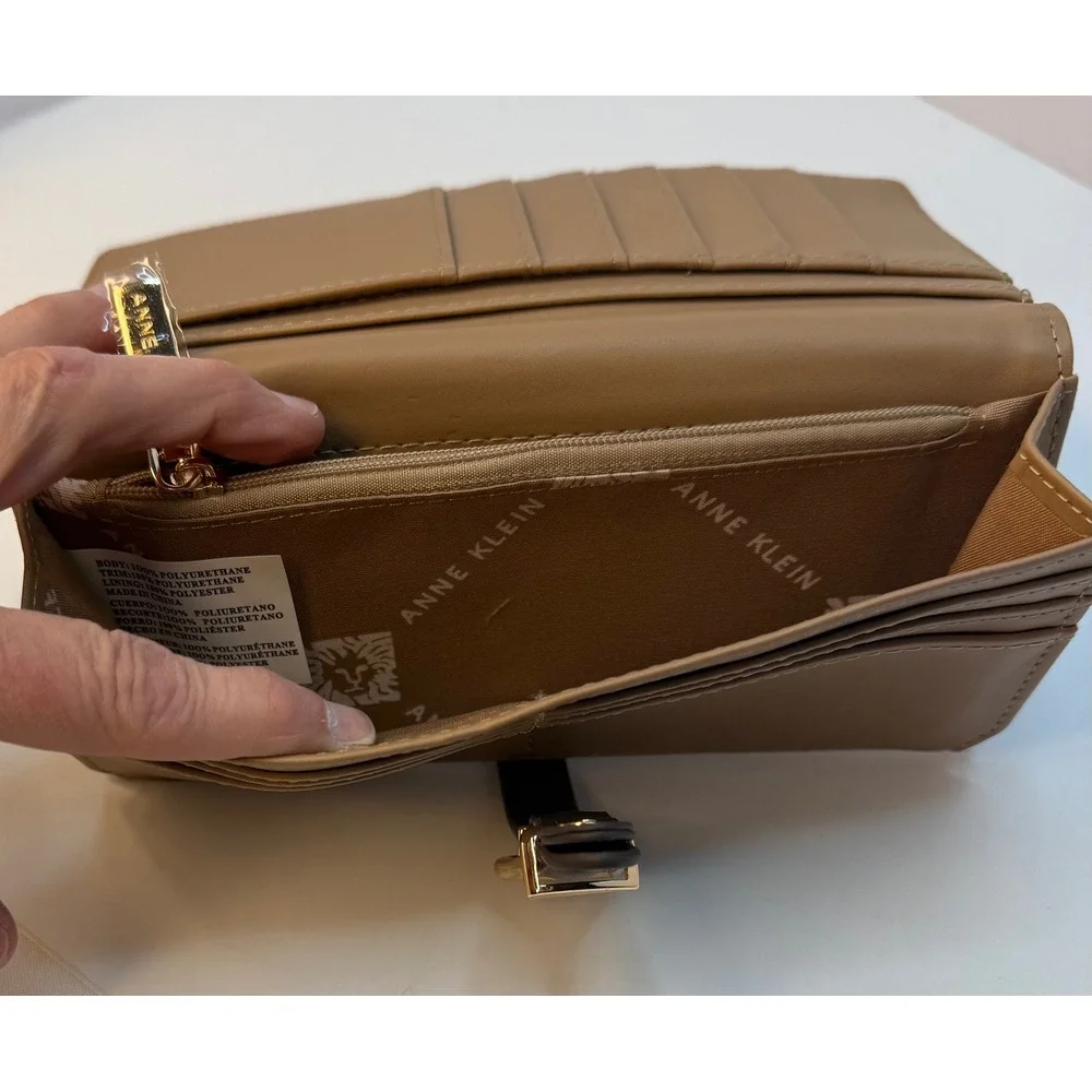 Anne Klein Buckle Snap Closure Wallet Brown Faux‎ Leather Card Slots Zip Pocket